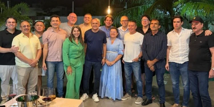 João Corujinha reúne maioria e avança rumo à presidência