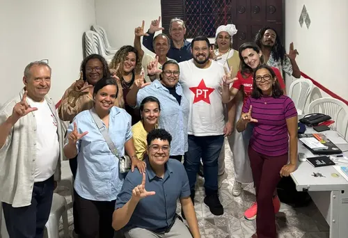 PT de Campina Grande apoia João Azevêdo e Veneziano