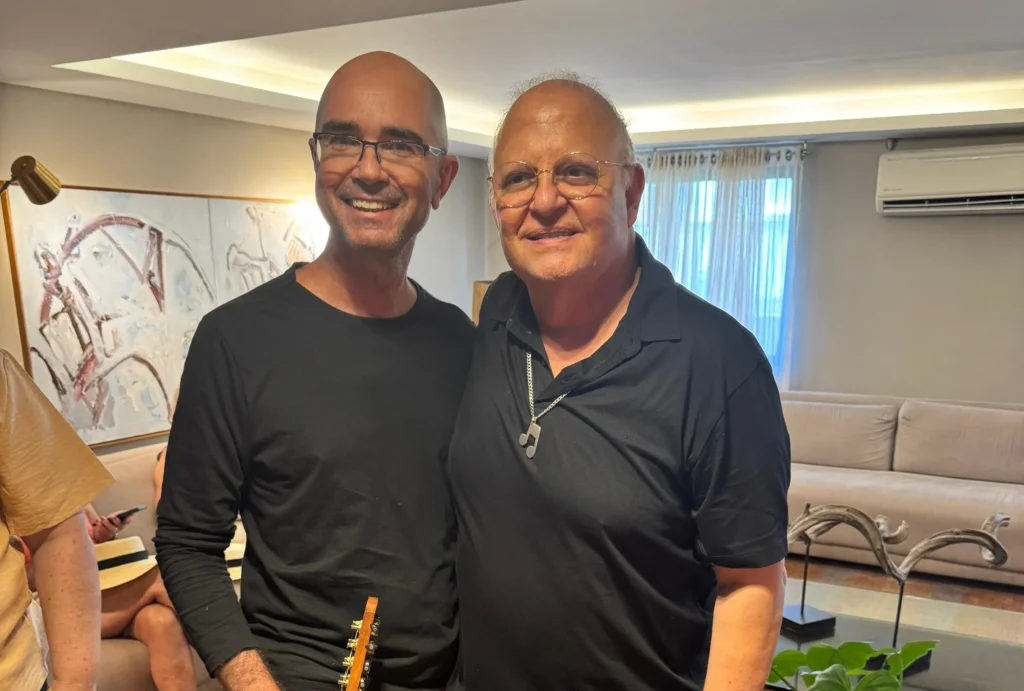 Guilherme Arantes homenageado por coral em João Pessoa