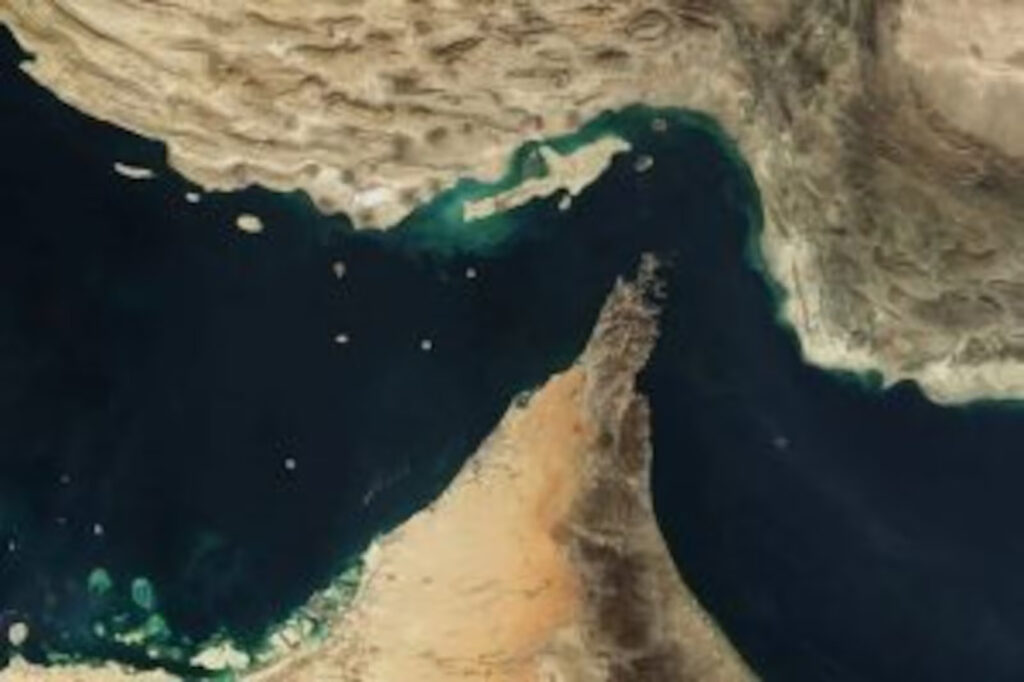Trump rejeitou oferta iraniana para reabrir Ormuz em 02