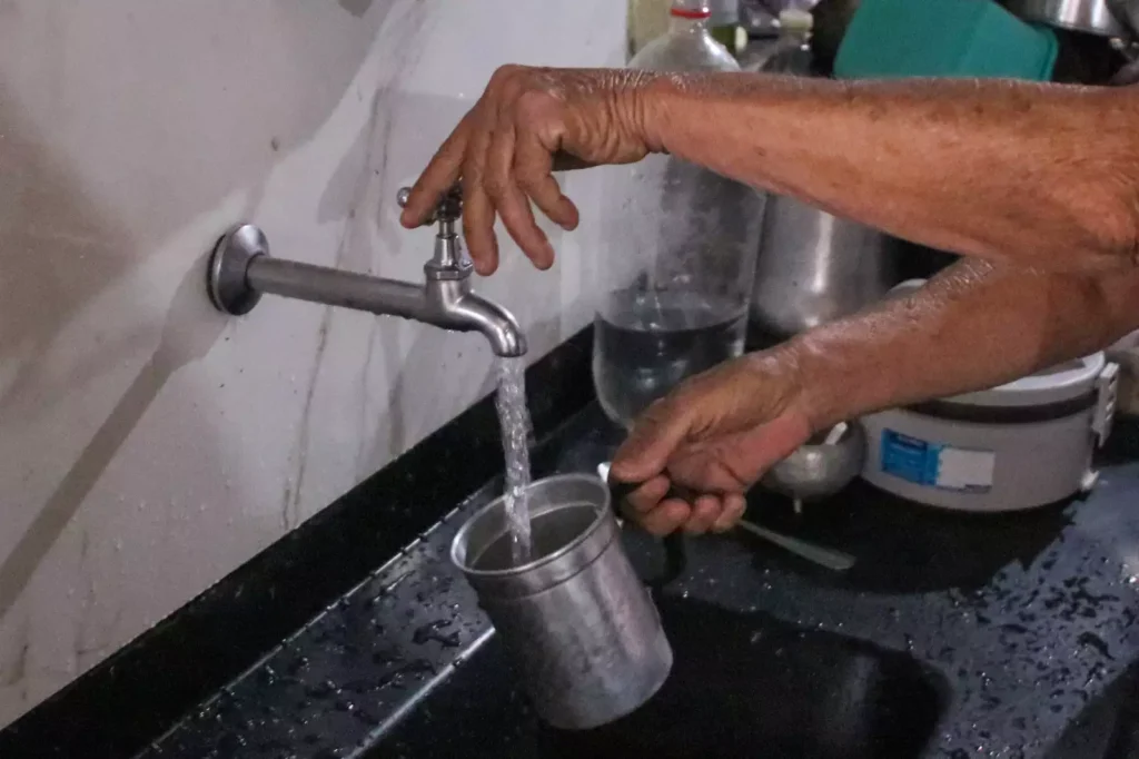 Chuvas elevam nível do Gramame e cortam abastecimento