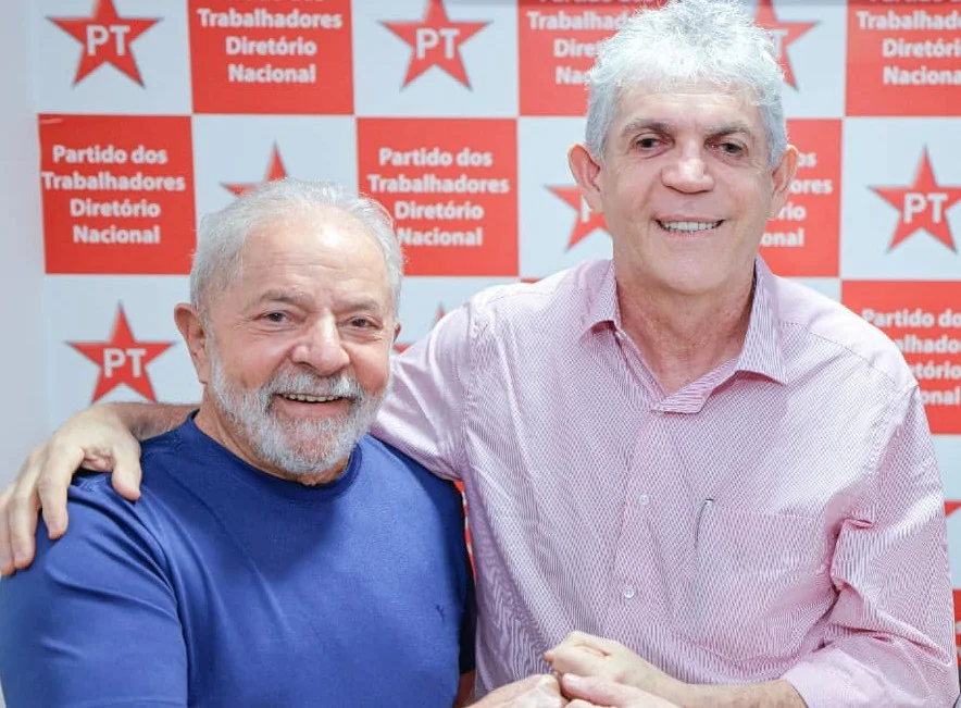 Ricardo Coutinho critica apoio do PT a Lucas Ribeiro