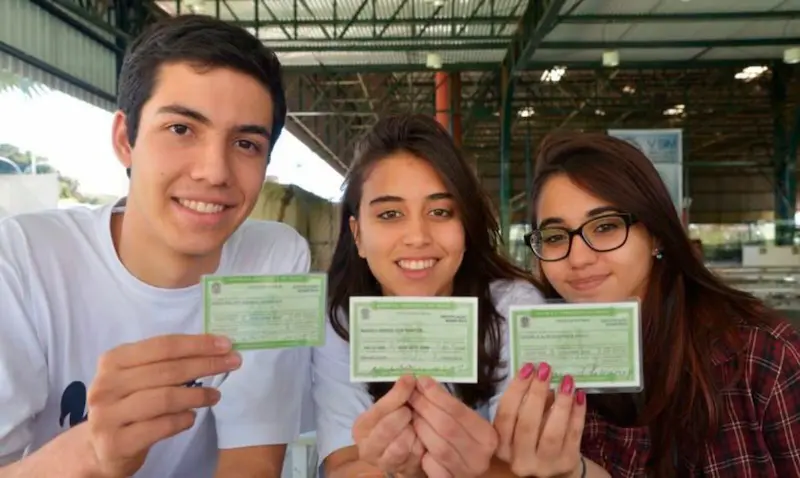 TSE aponta redução de jovens eleitores de 16 e 17 anos
