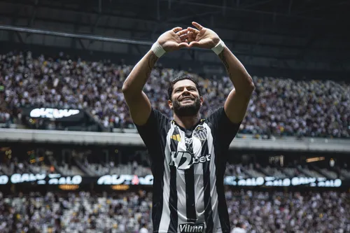 Hulk rescinde com Atlético-MG e está perto do Fluminense