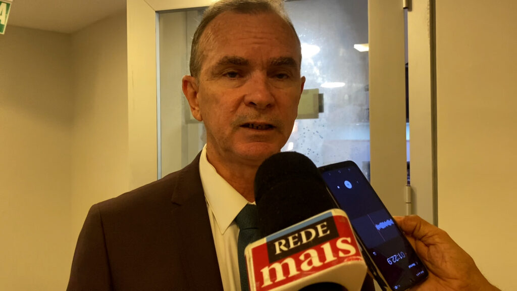 Nilson Lacerda deixa Cunha Lima e apoia Lucas Ribeiro