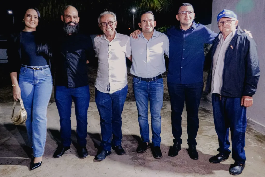 Cícero Lucena recebe título em Assunção e amplia apoios