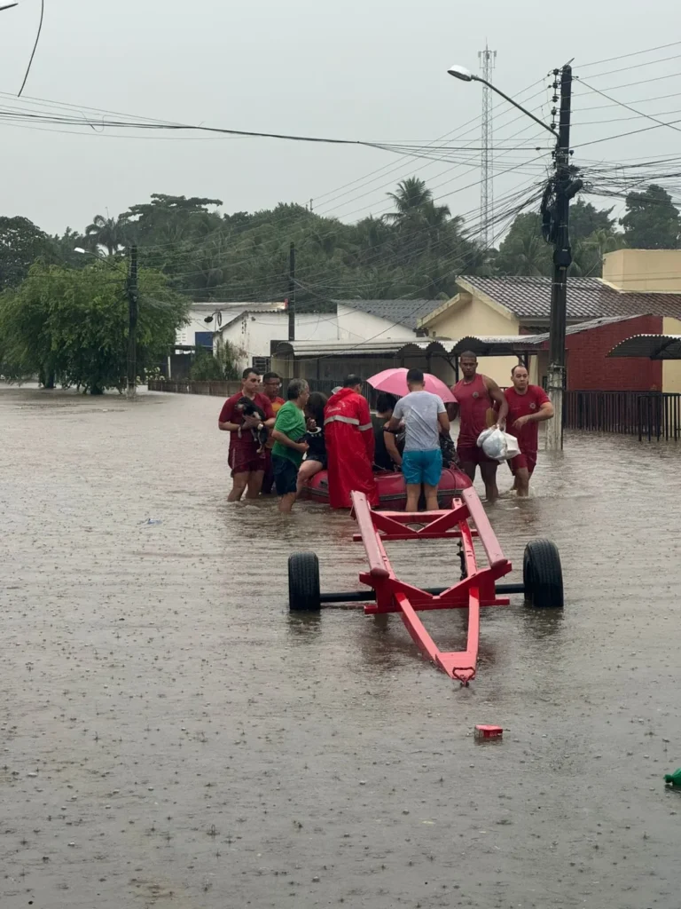 Defesa Civil nacional envia equipes à Paraíba por chuvas