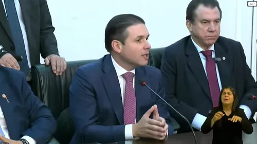Hugo Motta critica 'pessimistas' e defende debate sobre 6x1