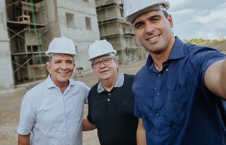 João Azevêdo inicia pré-campanha ao Senado na Paraíba
