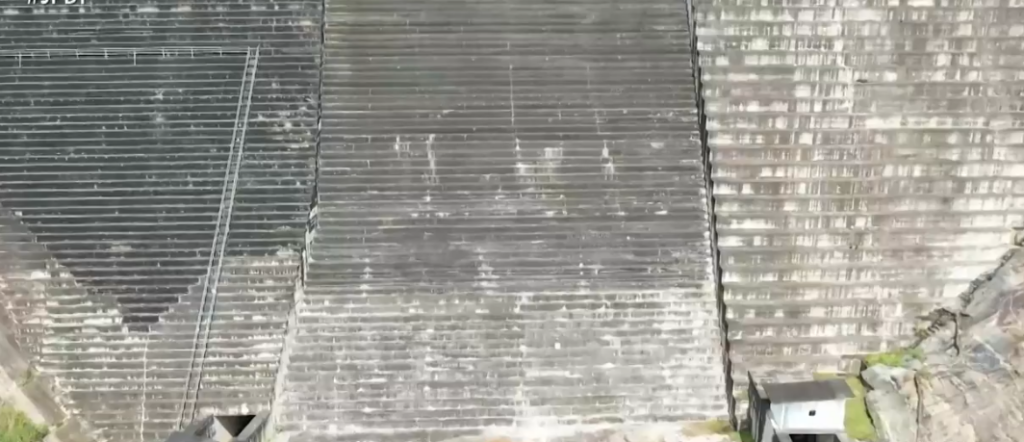Reparos são feitos na barragem de Nova Camará após chuvas