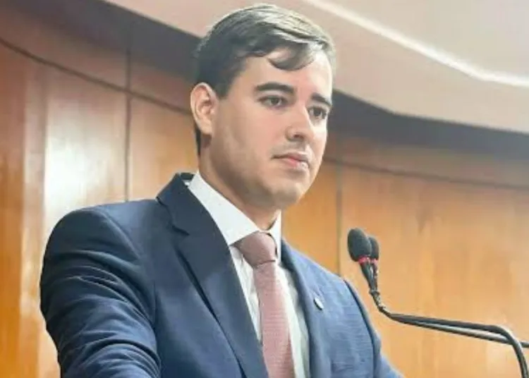 Presidente da CPI do Esgoto recorre após suspensão
