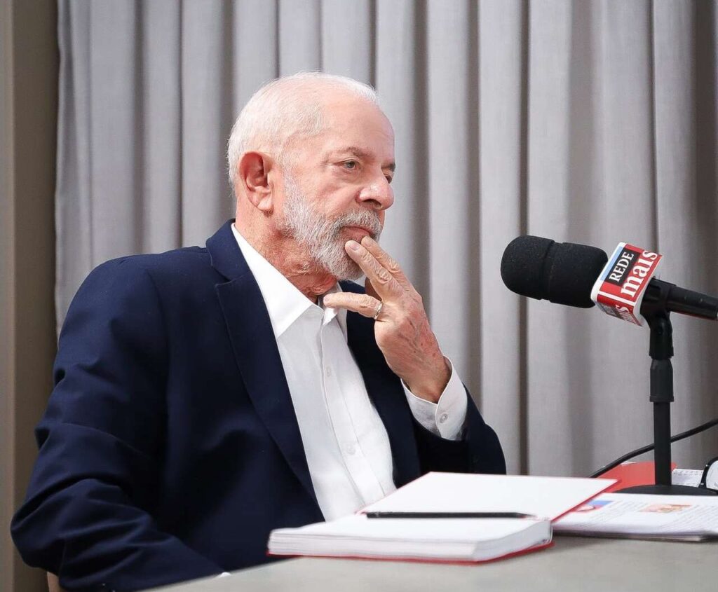 Lula lança linha de crédito para entregadores de apps