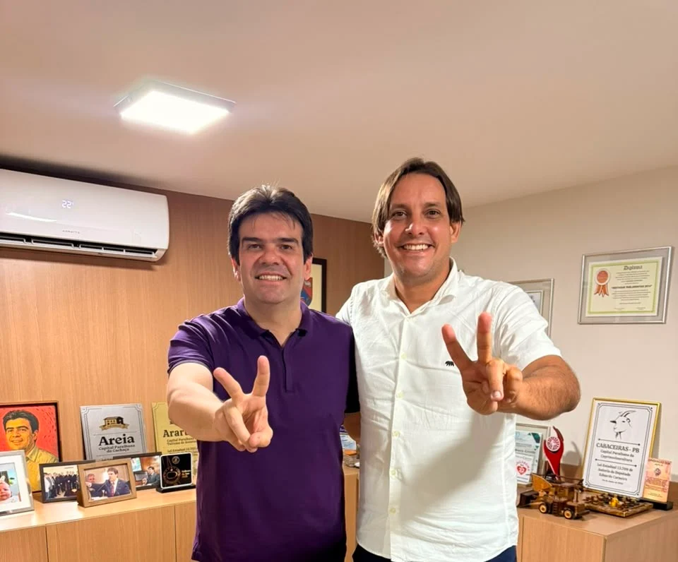 Eduardo Carneiro amplia base em Cabedelo com apoio de Bira