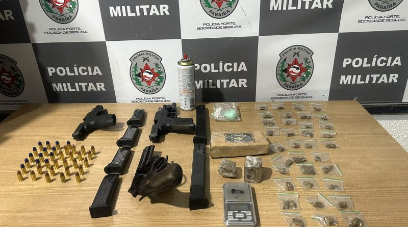 PM apreende três armas perto de mangue em João Pessoa