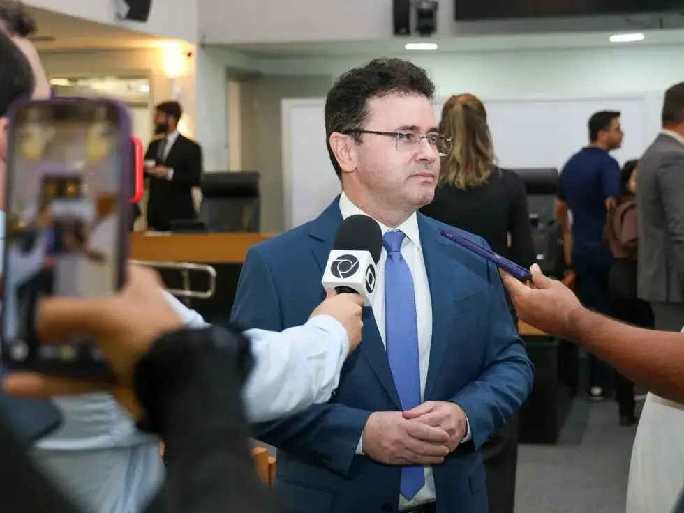 Aledson Moura defende emendas na LDO e aguarda STF