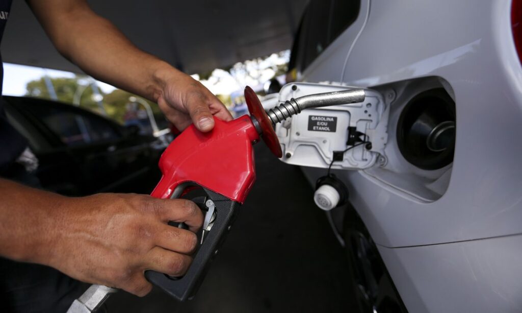 Variação de até R$ 0,51 no litro da gasolina em JP