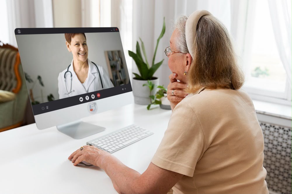 Teleconsulta amplia uso e muda atendimento em João Pessoa