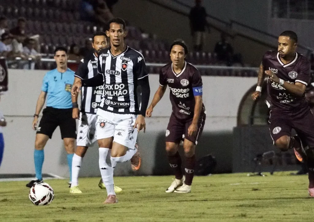 Botafogo-PB visita Caxias às 18h30 pela 15ª rodada da Série C