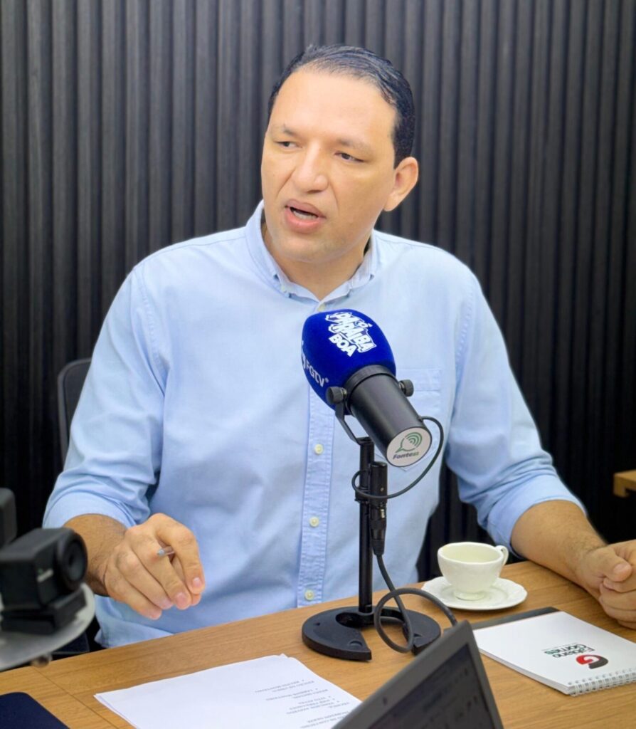Erivonaldo rebate críticas sobre merenda e destaca Selo Ouro