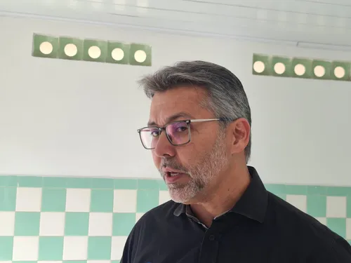 Podemos adia apoio e tende a ficar com Lucas Ribeiro