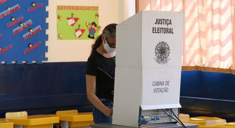 Prazo para pedir voto em trânsito termina 20 de agosto